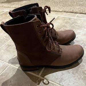 Sorel boots size 10